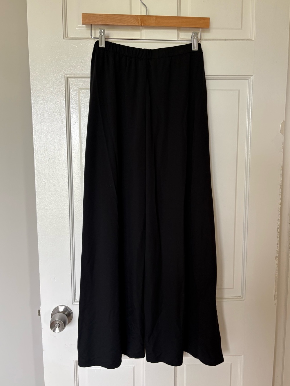 OGL Wide-Leg Palazzo Pants in Black - Picture 6 of 7